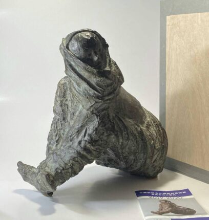 本郷新 ブロンズ彫刻「無辜の民 砂漠の女」